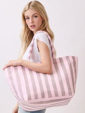 BRAND NEW:Cabana Terry Tote - Pink/Grey